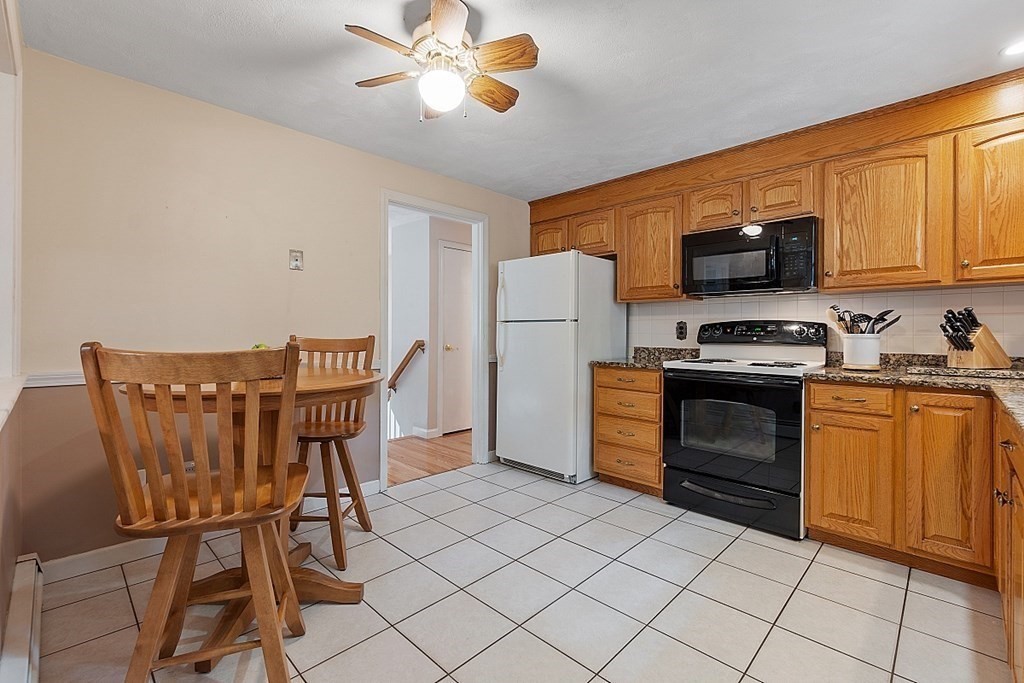 27 Marcia Road Wilmington, MA 01887 - Photo 10 of 38 Gallery Image 10