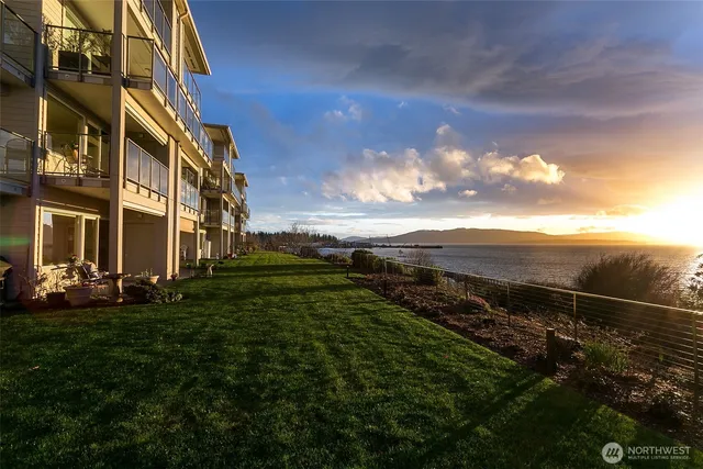 $620,000 | 600 South State Street, Unit 204, Bellingham, WA 98225