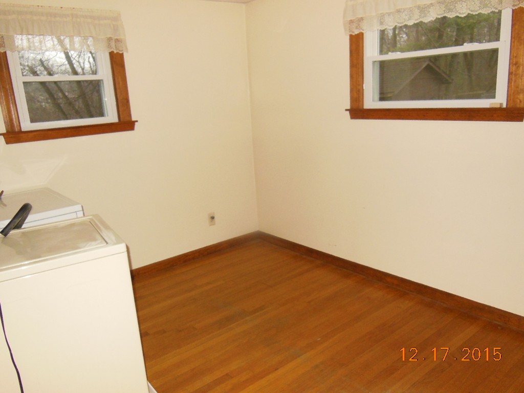152 Wachusett Street Springfield, MA 01118 - Photo 21 of 27 Gallery Image 21