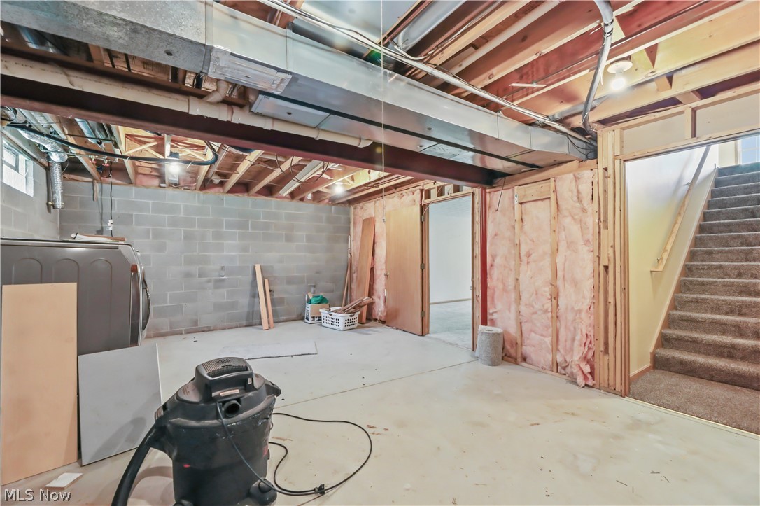 1701 Woods Road Akron, OH 44306 - Photo 42 of 43