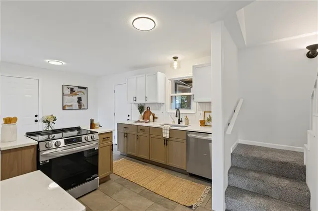 $259,900 | 3029 South 9th Place, Kansas City, KS 66103