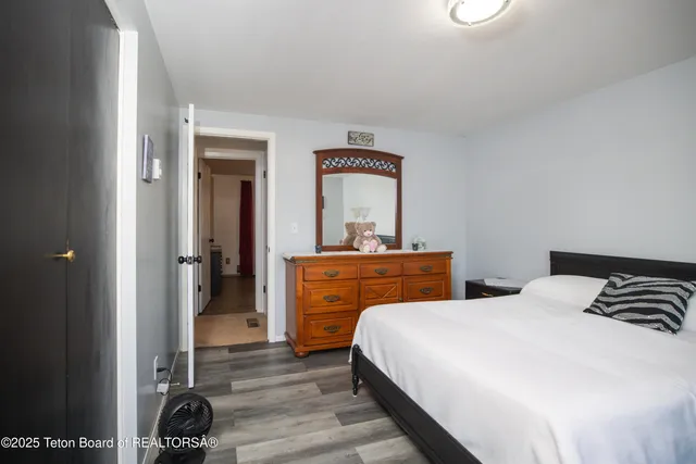 $380,000 | 800 Bailey Loop, La Barge, WY 83123