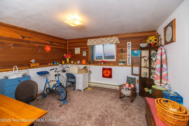 $380,000 | 800 Bailey Loop, La Barge, WY 83123