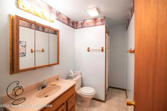 $380,000 | 800 Bailey Loop, La Barge, WY 83123