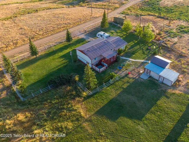 $380,000 | 800 Bailey Loop, La Barge, WY 83123