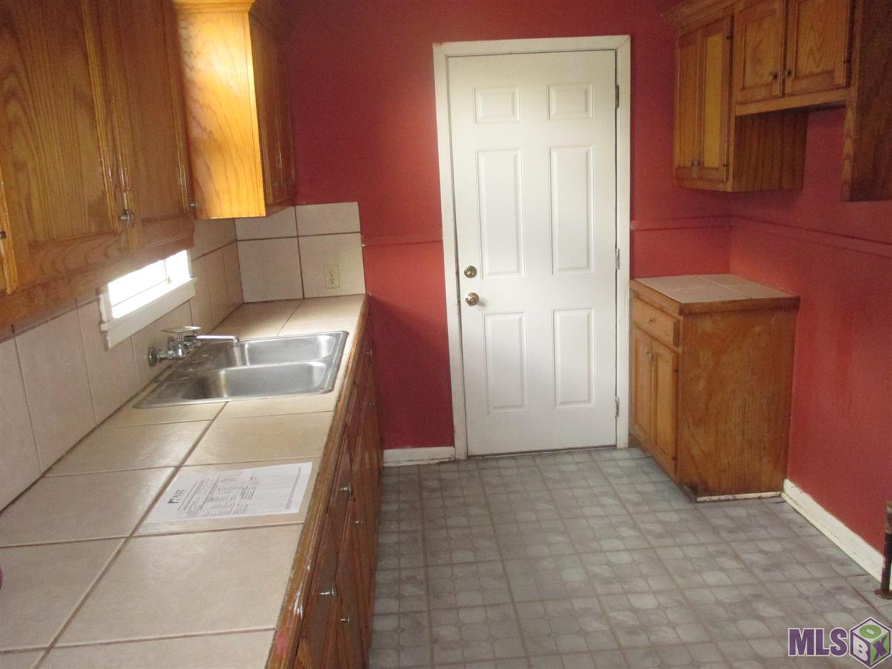 3923 Dalton Street Baton Rouge, LA 70805 - Photo 3 of 8 Gallery Image 3