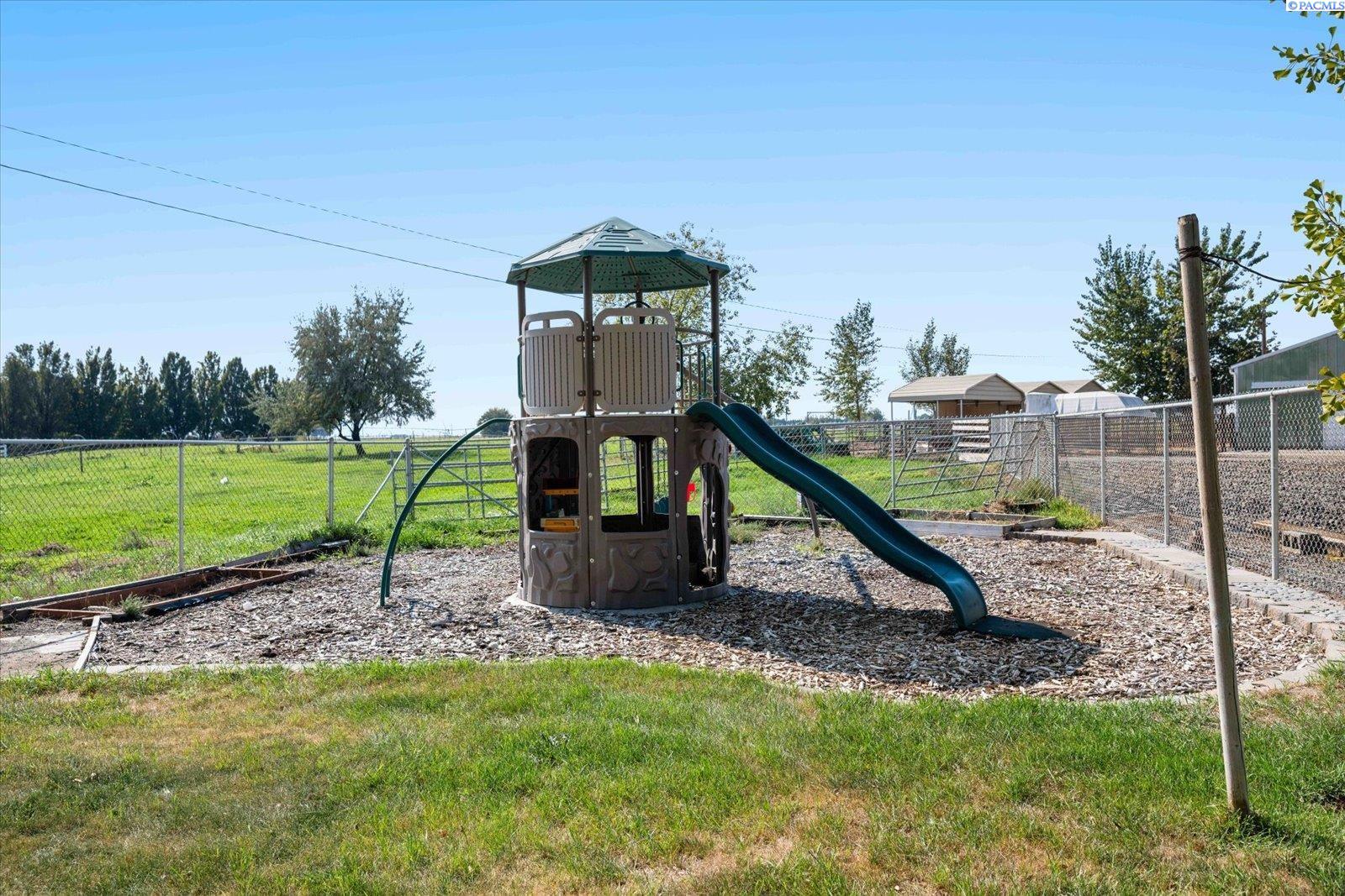 5451 Columbia River Road Pasco, WA 99301 - Photo 29 of 48 Gallery Image 29