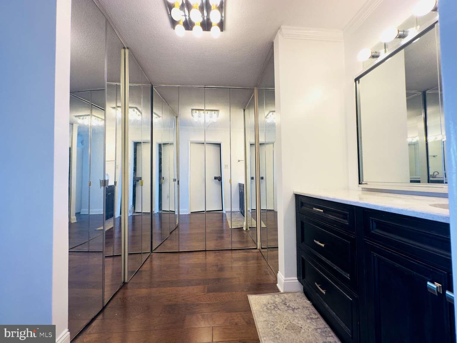 3900 West Ford Road, Unit 18K Philadelphia, PA 19131 - Photo 23 of 49