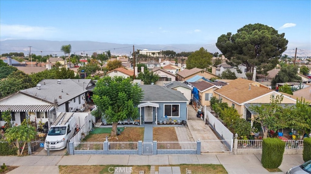 1030 North Western Avenue Colton, CA 92324 - Photo 27 of 32 an aerial view of multiple houses