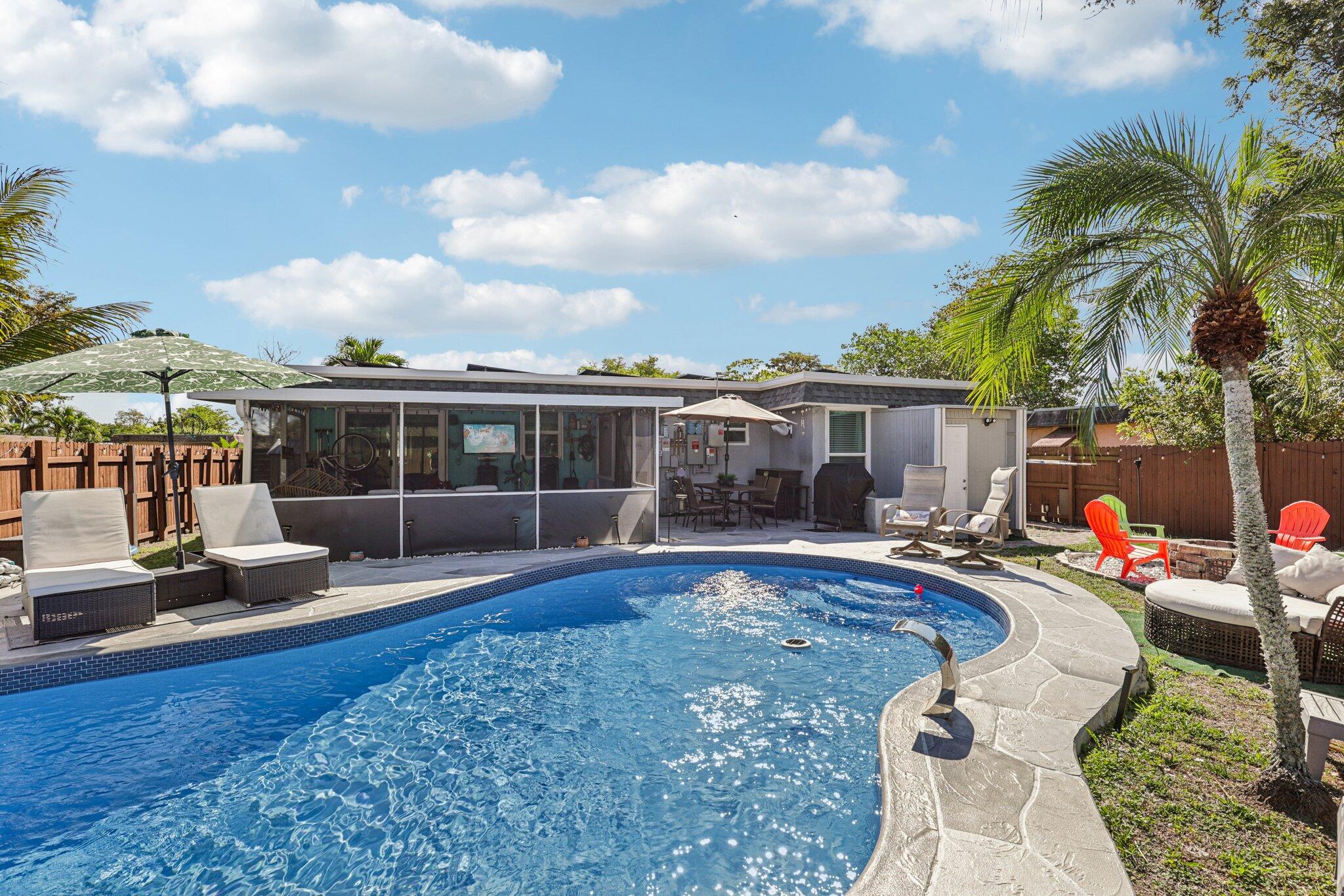 7803 Northwest 69th Terrace Tamarac, FL 33321 - Photo 16 of 47 36-web-or-mls-NW 69th Ter-S2403-036