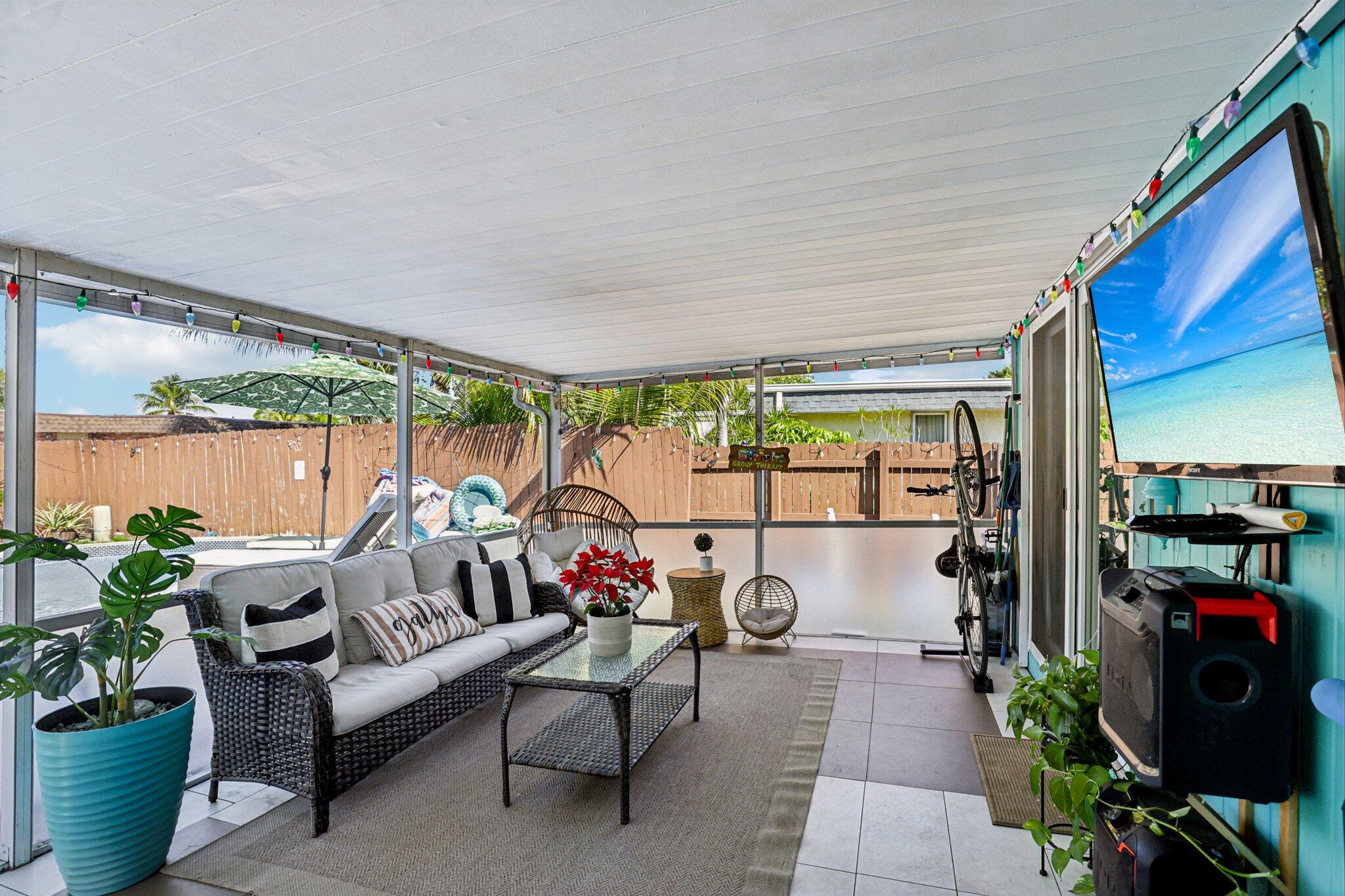 7803 Northwest 69th Terrace Tamarac, FL 33321 - Photo 20 of 47 29-web-or-mls-NW 69th Ter-S2403-029