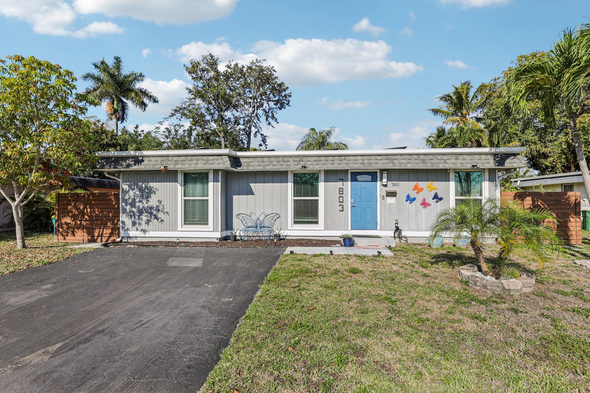 7803 Northwest 69th Terrace Tamarac, FL 33321 - Photo 2 of 47 1-web-or-mls-NW 69th Ter-S2403-001