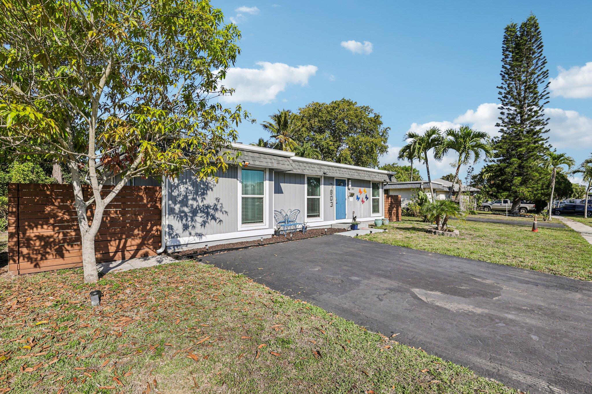7803 Northwest 69th Terrace Tamarac, FL 33321 - Photo 47 of 47 2-web-or-mls-NW 69th Ter-S2403-002