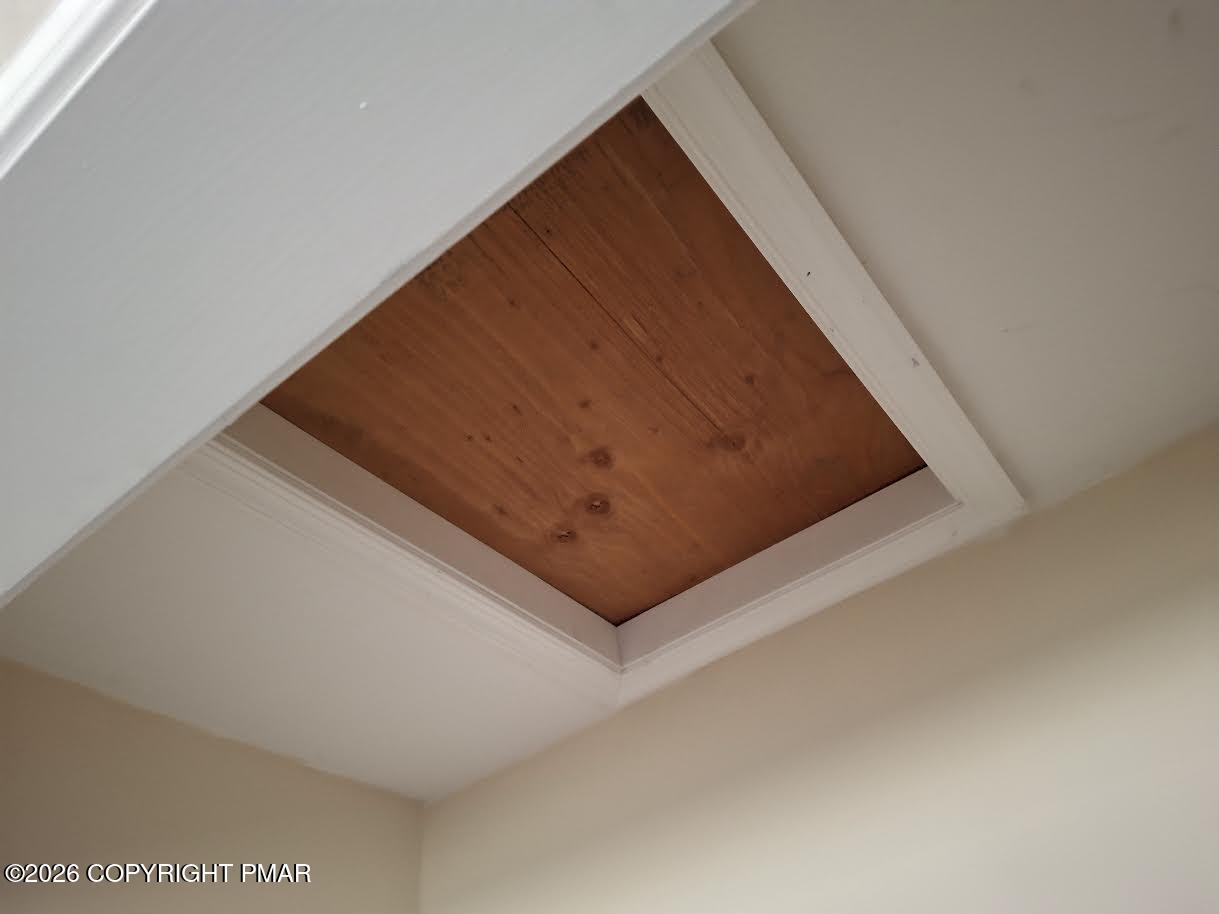 1714 Upper Valley Road Effort, PA 18330 - Photo 14 of 14 Scuttle