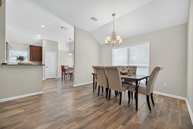 $292,500 | 128 Red Deer Way, Huntsville, TX 77320