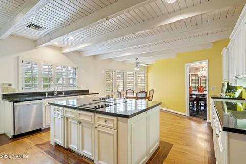 $2,690,000 | 211 West Kaler Drive, Phoenix, AZ 85021