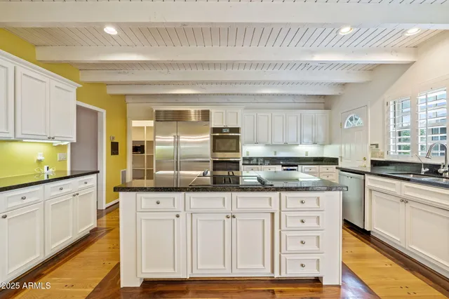 $2,625,000 | 211 West Kaler Drive, Phoenix, AZ 85021