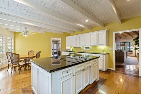 $2,690,000 | 211 West Kaler Drive, Phoenix, AZ 85021