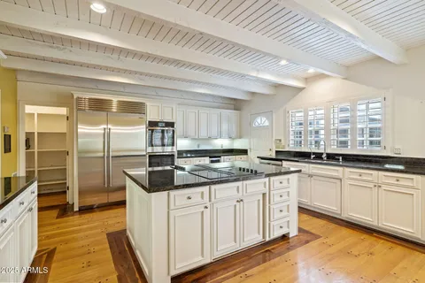 $2,690,000 | 211 West Kaler Drive, Phoenix, AZ 85021