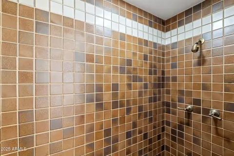 $2,690,000 | 211 West Kaler Drive, Phoenix, AZ 85021