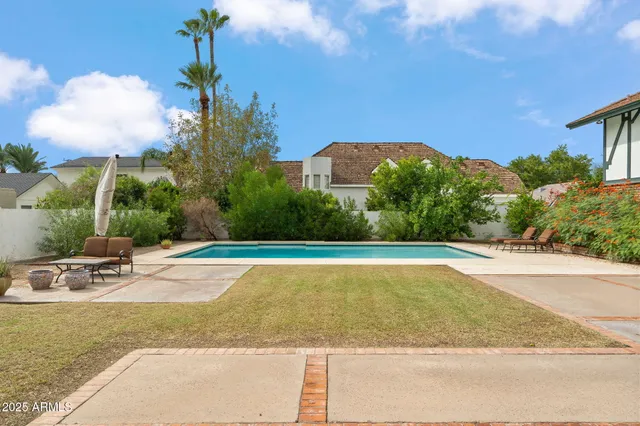 $2,625,000 | 211 West Kaler Drive, Phoenix, AZ 85021