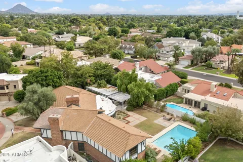 $2,690,000 | 211 West Kaler Drive, Phoenix, AZ 85021