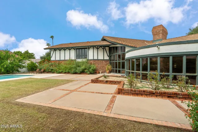 $2,625,000 | 211 West Kaler Drive, Phoenix, AZ 85021