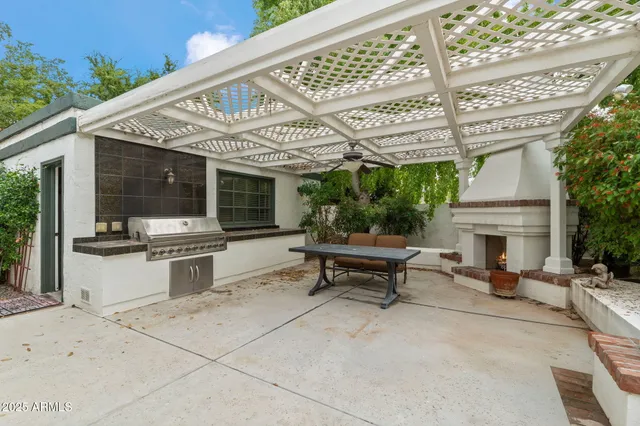 $2,625,000 | 211 West Kaler Drive, Phoenix, AZ 85021