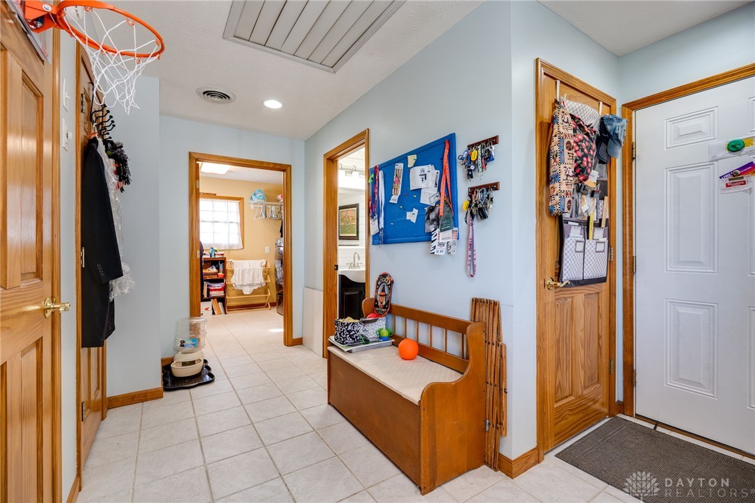 5346 Union Road Franklin, OH 45005 - Photo 19 of 74 Gallery Image 19