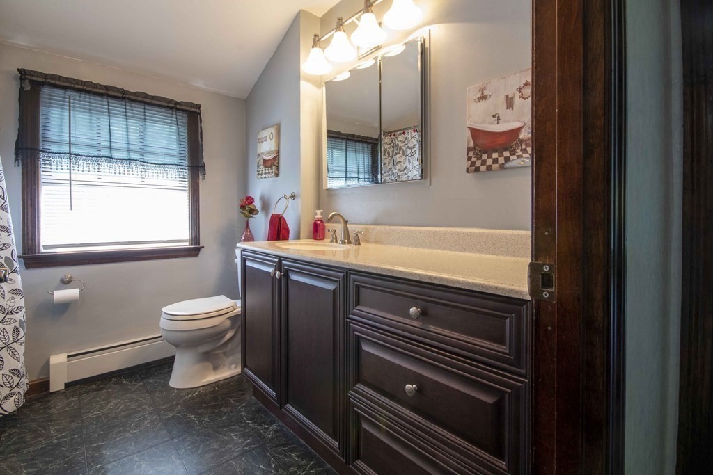 6 Wagon Wheel Road Dracut, MA 01826 - Photo 20 of 33 Gallery Image 20
