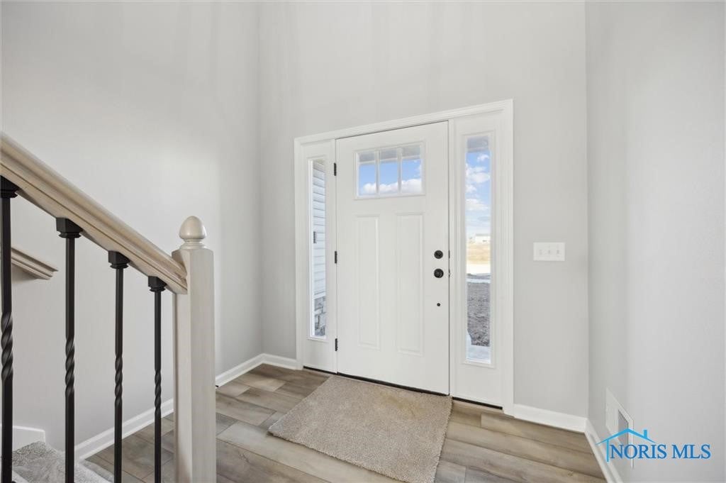 1001 Sunset Ridge Perrysburg, OH 43551 - Photo 2 of 34 Gallery Image 2