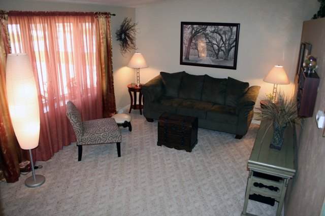 308 Harvester Road Canton, IL 61520 - Photo 6 of 10 Gallery Image 6