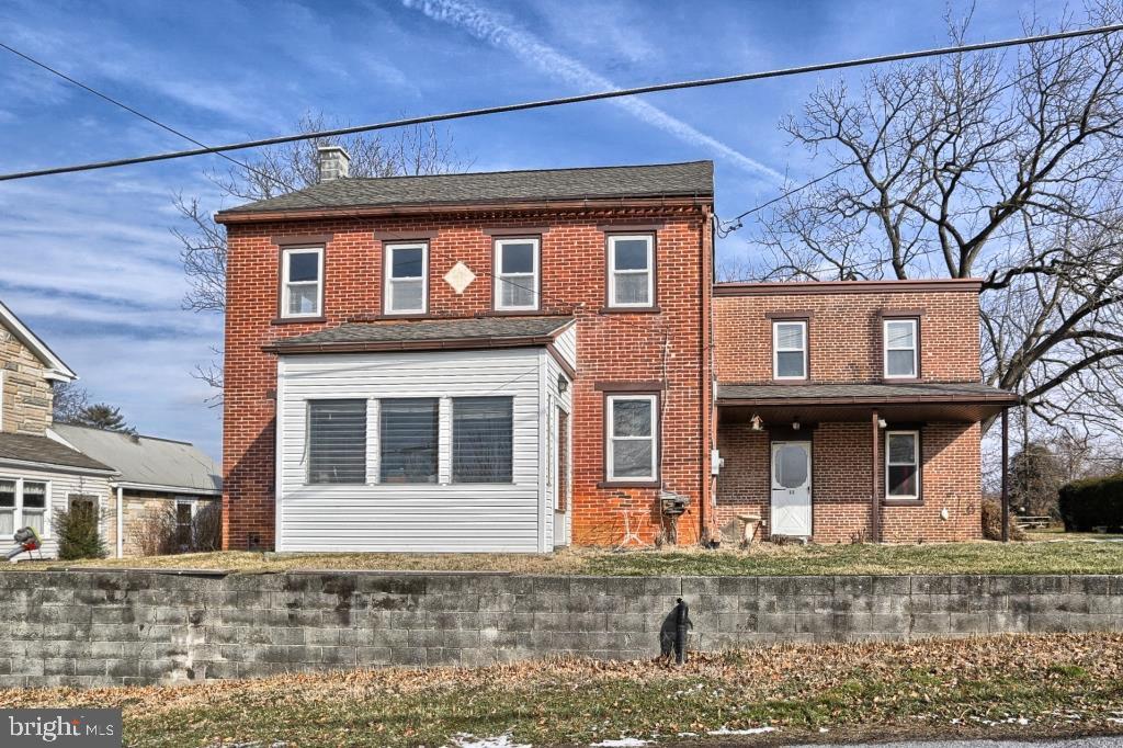 11 Newswanger Road Lancaster, PA 17603 - Photo 1 of 32 Gallery Image 1
