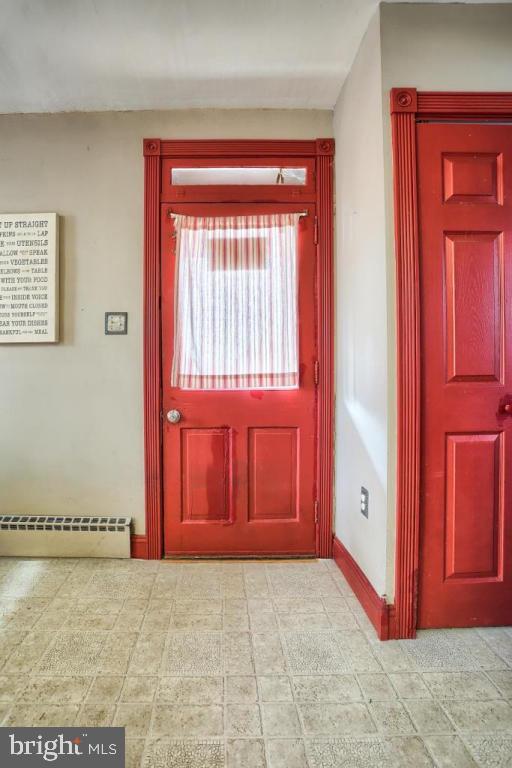 11 Newswanger Road Lancaster, PA 17603 - Photo 2 of 32 Gallery Image 2