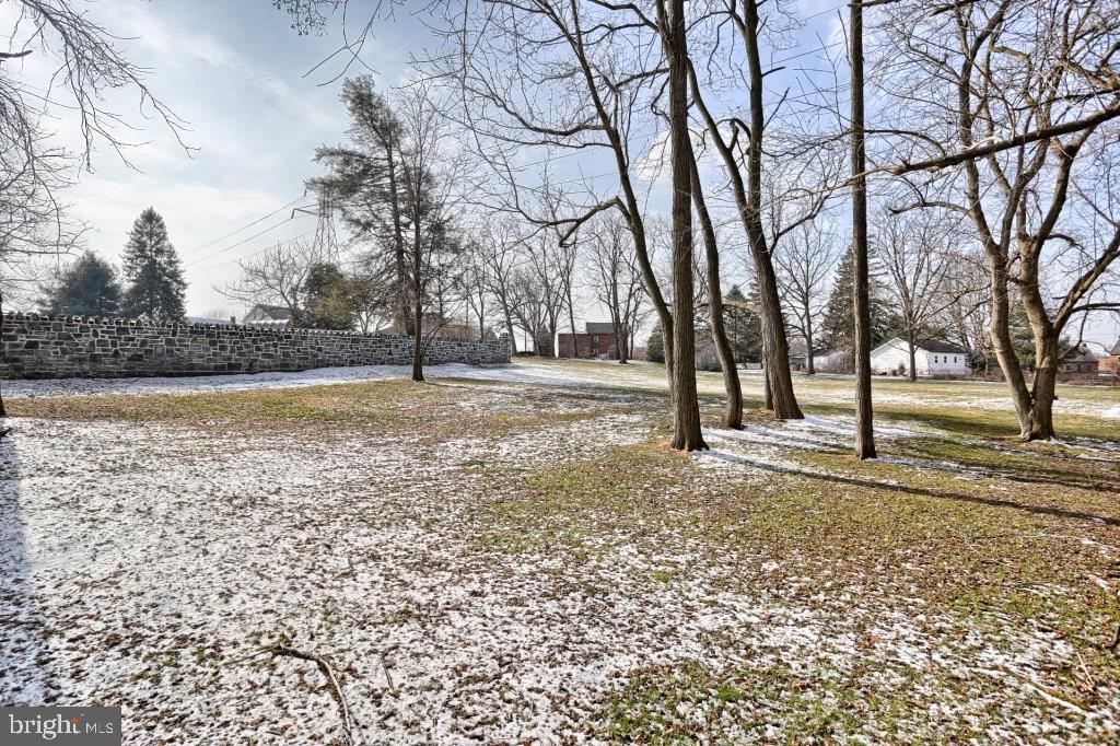 11 Newswanger Road Lancaster, PA 17603 - Photo 27 of 32 Gallery Image 27