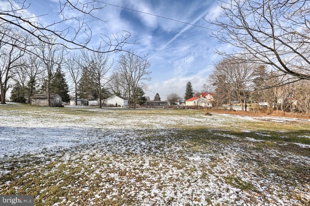 11 Newswanger Road Lancaster, PA 17603 - Photo 28 of 32 Gallery Image 28