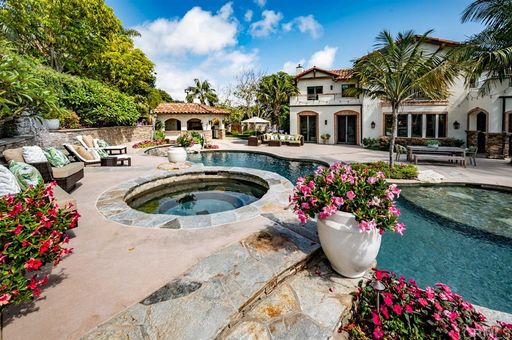 1019 Oldham Way Encinitas, CA 92024 - Photo 1 of 24