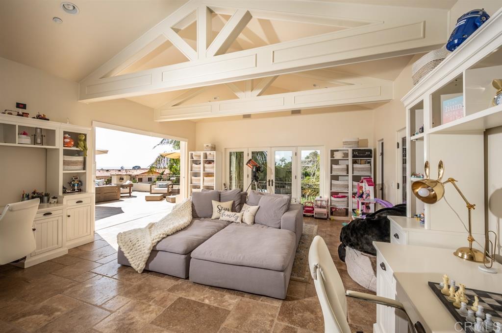 1019 Oldham Way Encinitas, CA 92024 - Photo 14 of 24