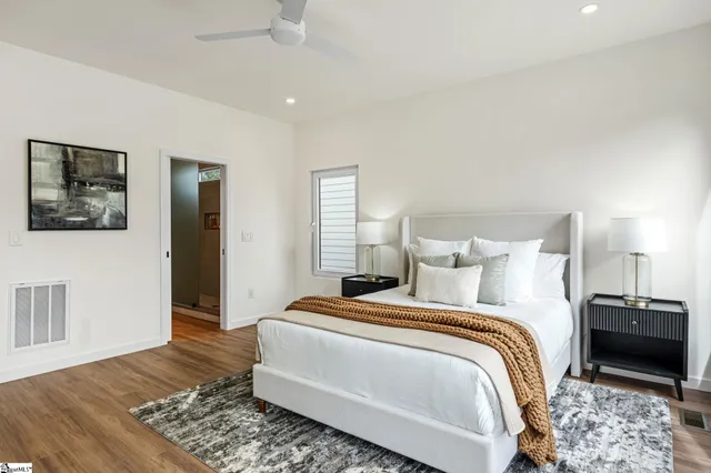 $650,000 | 13 Woodlawn Avenue, Greenville, SC 29611