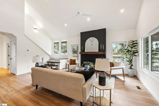 $650,000 | 13 Woodlawn Avenue, Greenville, SC 29611