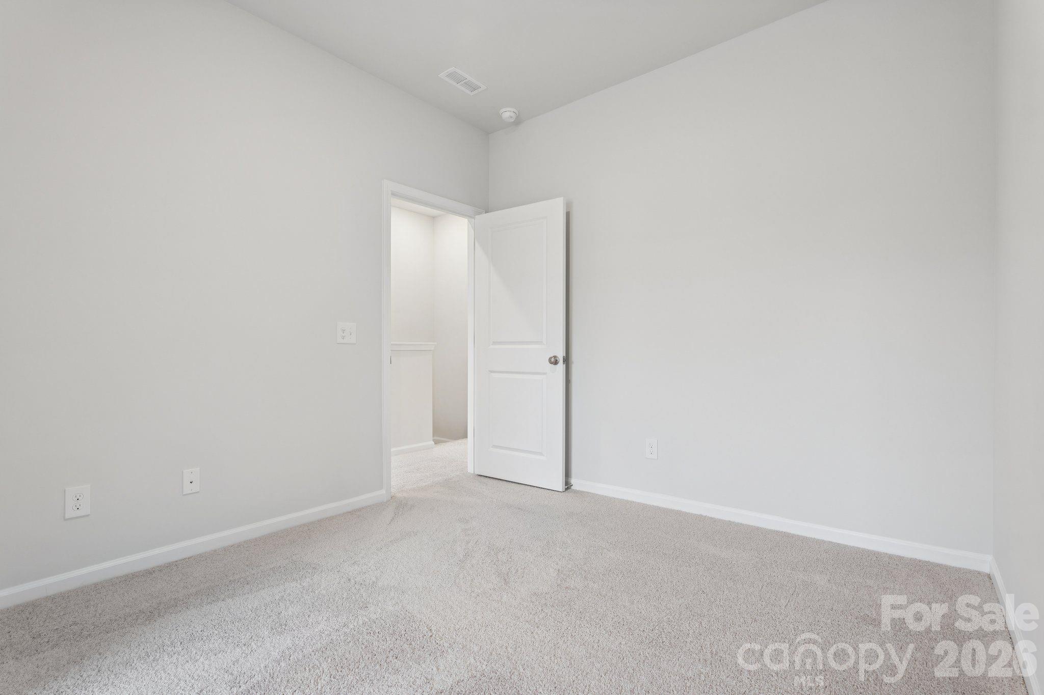 4742 Lakeview Road, Unit 17 Charlotte, NC 28216 - Photo 16 of 20