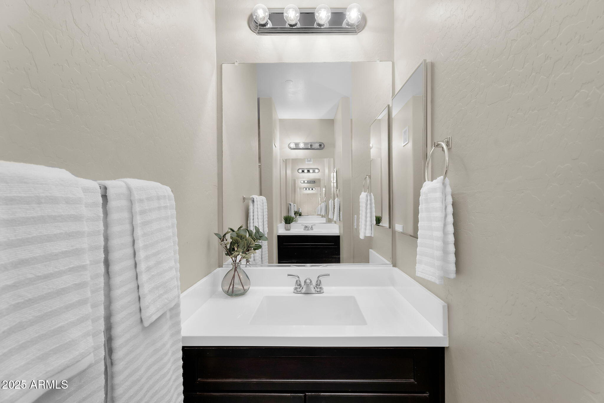 3330 South Gilbert Road, Unit 1068 Chandler, AZ 85286 - Photo 31 of 67 32-web-or-mls-32