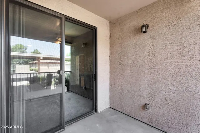 $430,000 | 3330 South Gilbert Road, Unit 1068, Chandler, AZ 85286