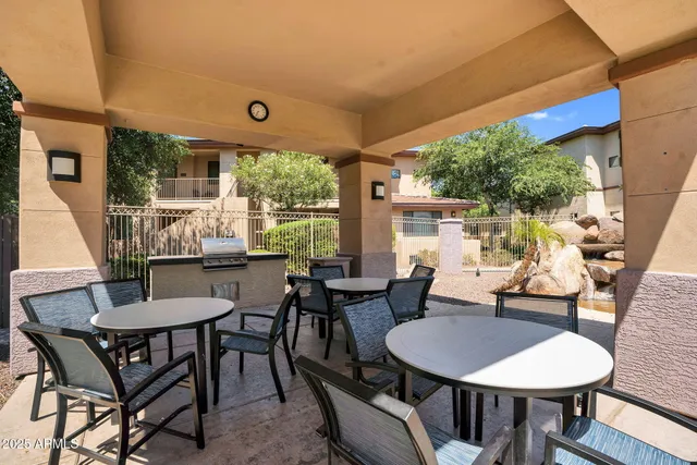 $430,000 | 3330 South Gilbert Road, Unit 1068, Chandler, AZ 85286