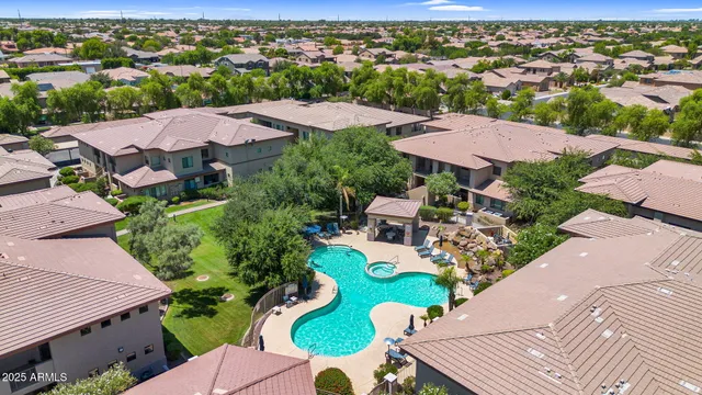 $430,000 | 3330 South Gilbert Road, Unit 1068, Chandler, AZ 85286