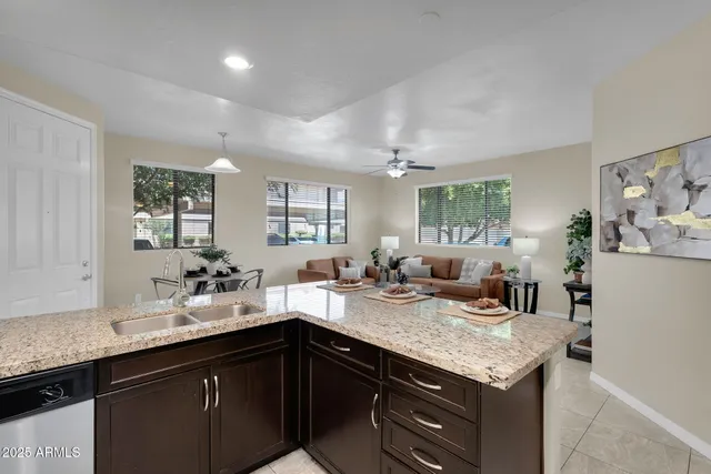 $430,000 | 3330 South Gilbert Road, Unit 1068, Chandler, AZ 85286