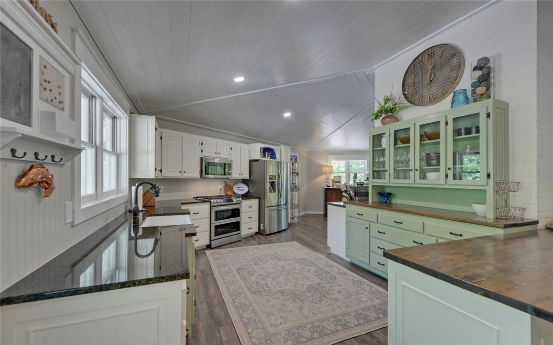 676 Cedar Ridge Road Hartwell, GA 30643 - Photo 3 of 50 Gallery Image 3