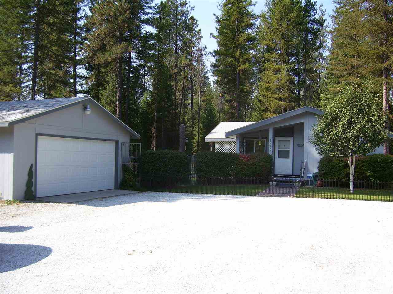 40080 Mackinaw Road Loon Lake, WA 99148 - Photo 2 of 17 Gallery Image 2