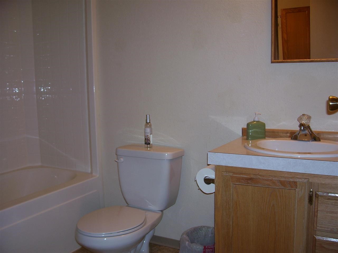 40080 Mackinaw Road Loon Lake, WA 99148 - Photo 10 of 17 Gallery Image 10