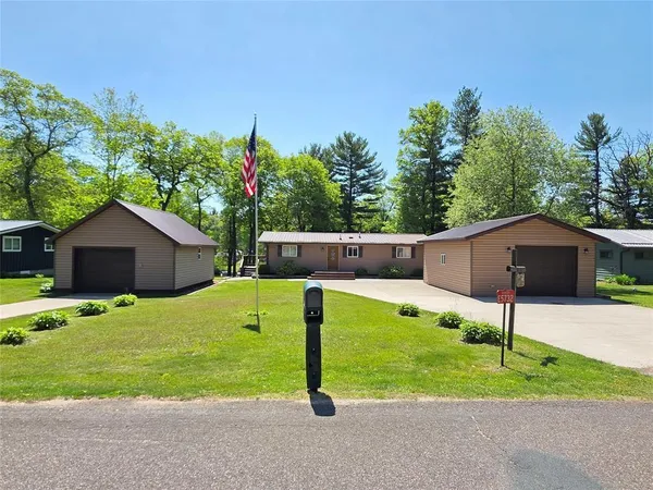 $599,200 | E5732 803rd Avenue, Menomonie, WI 54751